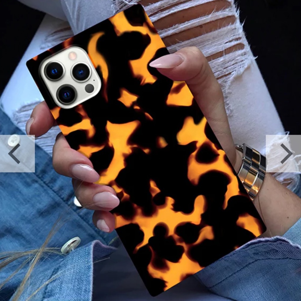 FLAUNT Tortoise Print Square iPhone 13 Pro Max Case